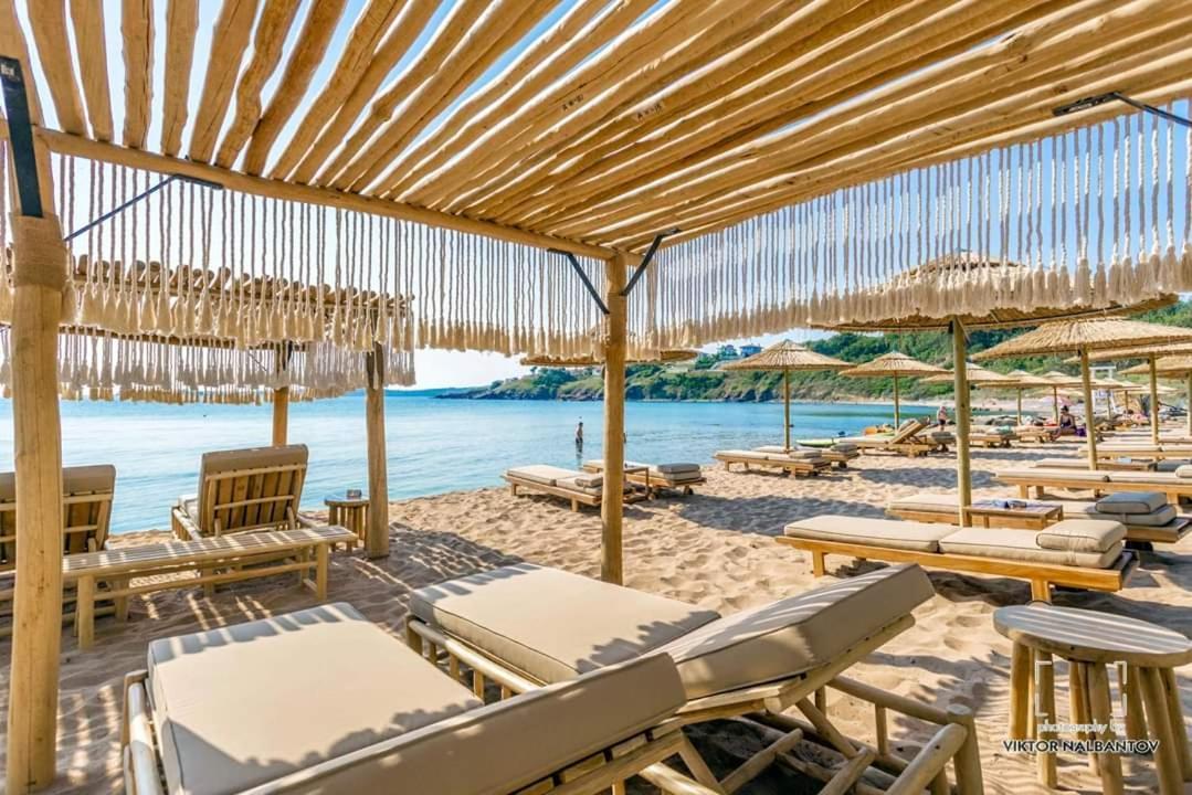 July'S Island Deluxe Apartment Chernomorets Exterior photo